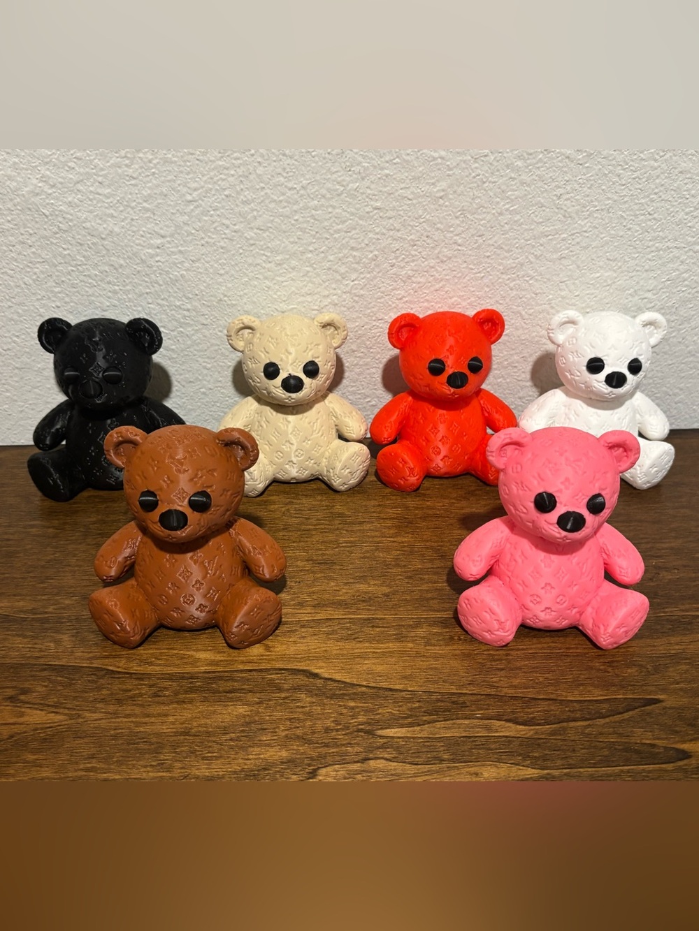 3D Printed Embossed Teddy Bear Figurine (Choose 1) - Picture 1 of 16